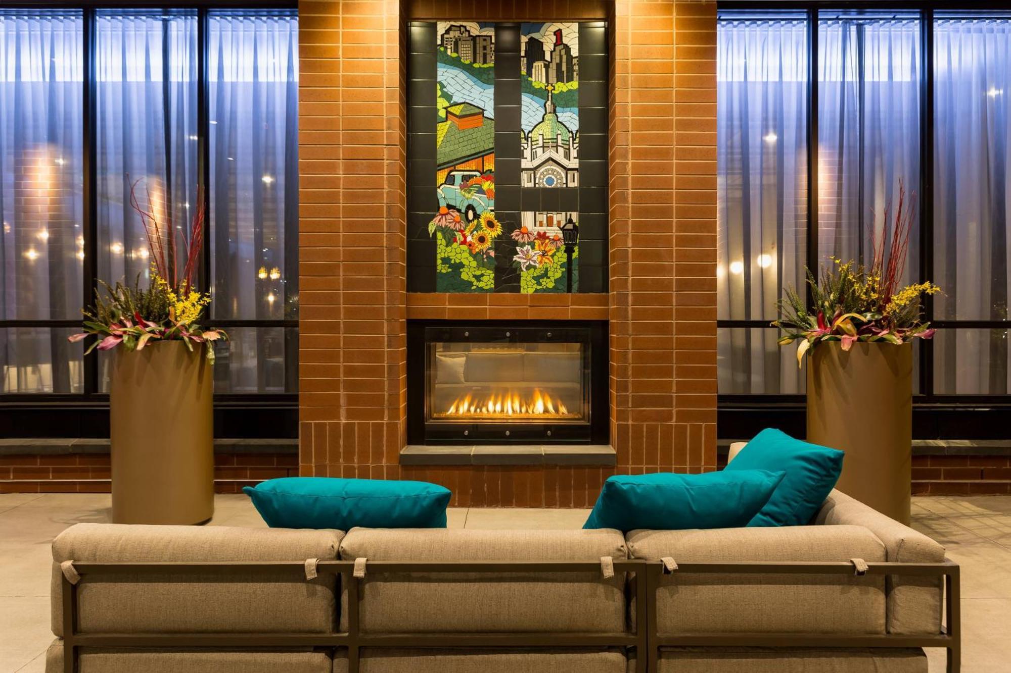 Springhill Suites St. Paul Downtown Saint Paul Ngoại thất bức ảnh